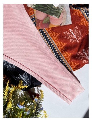 Seksuali apranga-Maudymosi kostiumėliai-Monokini maudymosi kostiumėliai vientisas stringai