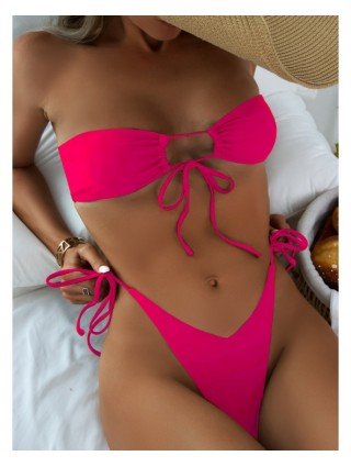Maudymosi kostiumėliai-Seksualūs ir paplūdimio-Seksualus Bikini maudymosi kostiumėlis Moterų